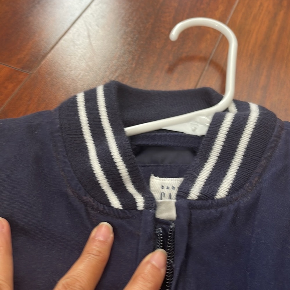 Jacket 4t - Picture 3 of 3